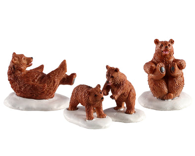 Lemax Bear Family Snow Day - 02943