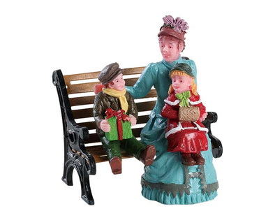 Lemax Sitting Together - 82606